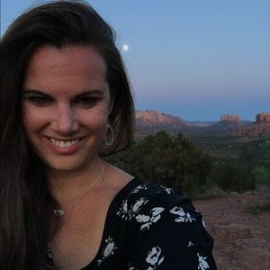 Meet your Posher, Jen